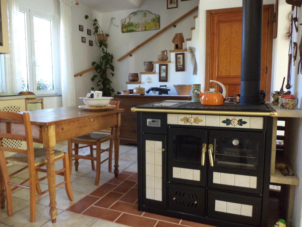 Bed and Breakfast Il Tarlo Seneghe Экстерьер фото